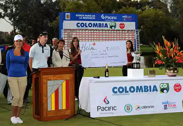 Patrick Cantlay: Sponsors Patrick Cantlay with sponsors logo